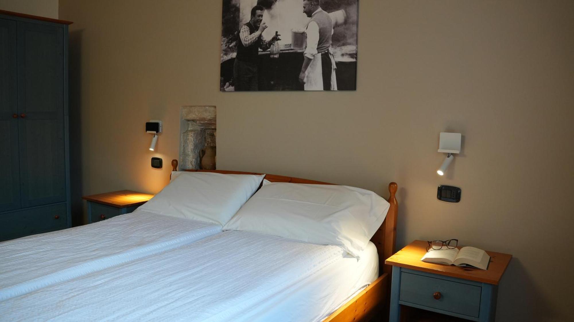 Residence La Colombera Riva del Garda Szoba fotó