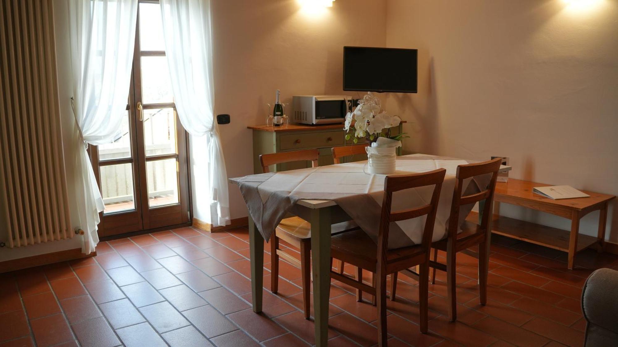 Residence La Colombera Riva del Garda Szoba fotó